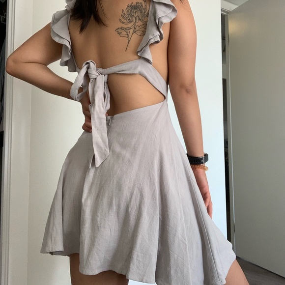 White fox grey dress - Picture 3 of 3